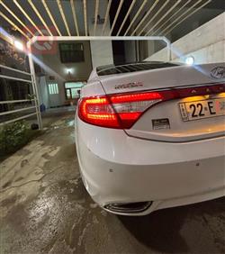 هيونداي أزيرا